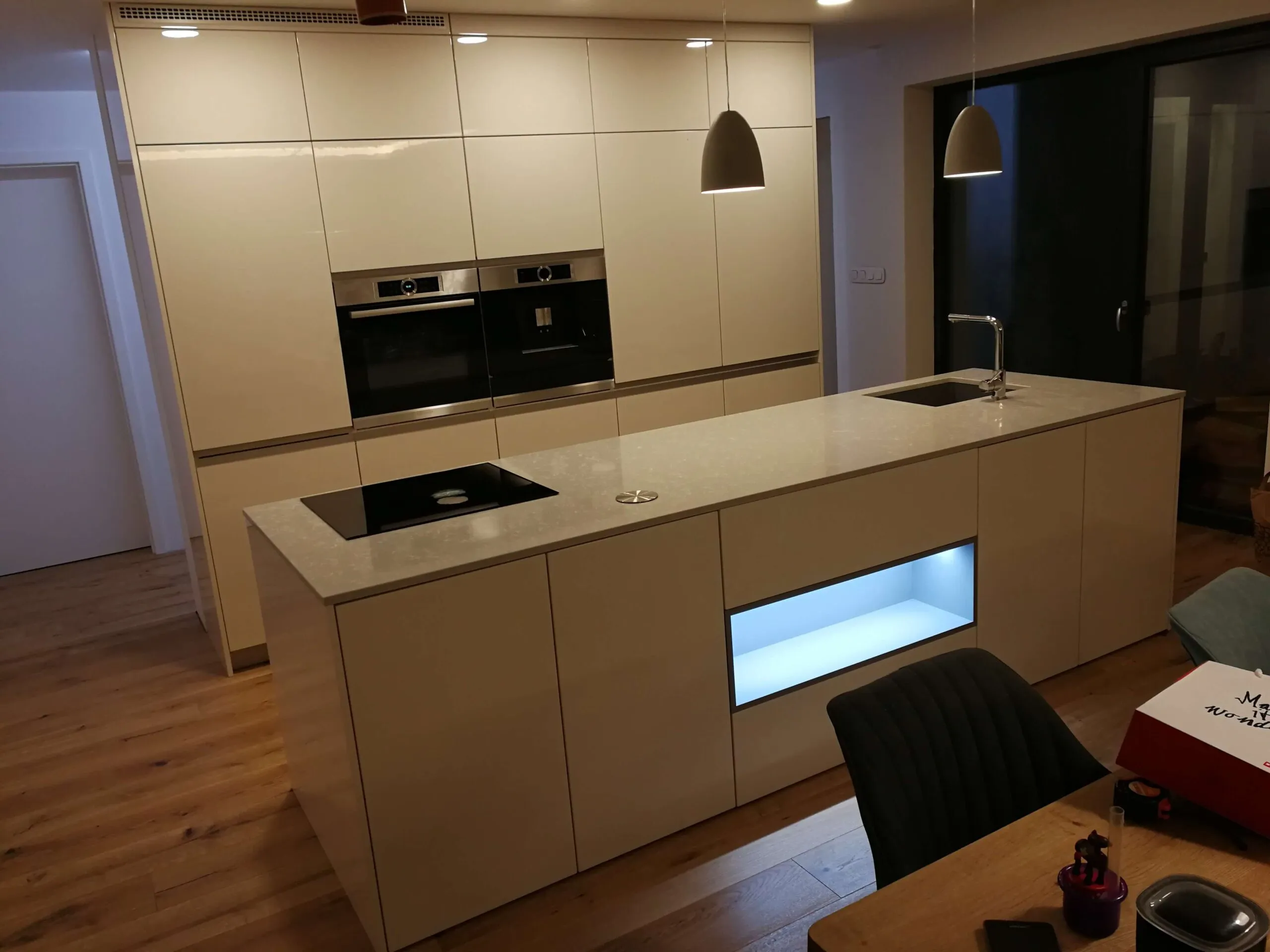 Kuchyně na míru INFINI